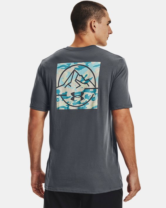 男士UA Outdoor Mountain Camo Lockup短袖T恤, Gray, pdpMainDesktop image number 0